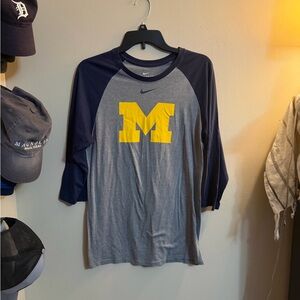 Nike Men's Gray and Navy Long Sleeve Tee